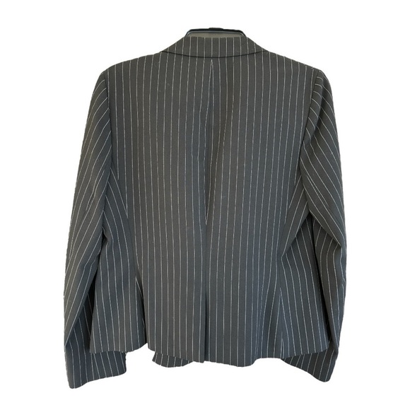 CITY UNLTD, NWOT, WOMENS BLACK, PIN STRIPE BLAZER. SIZE 8 - Picture 6 of 10